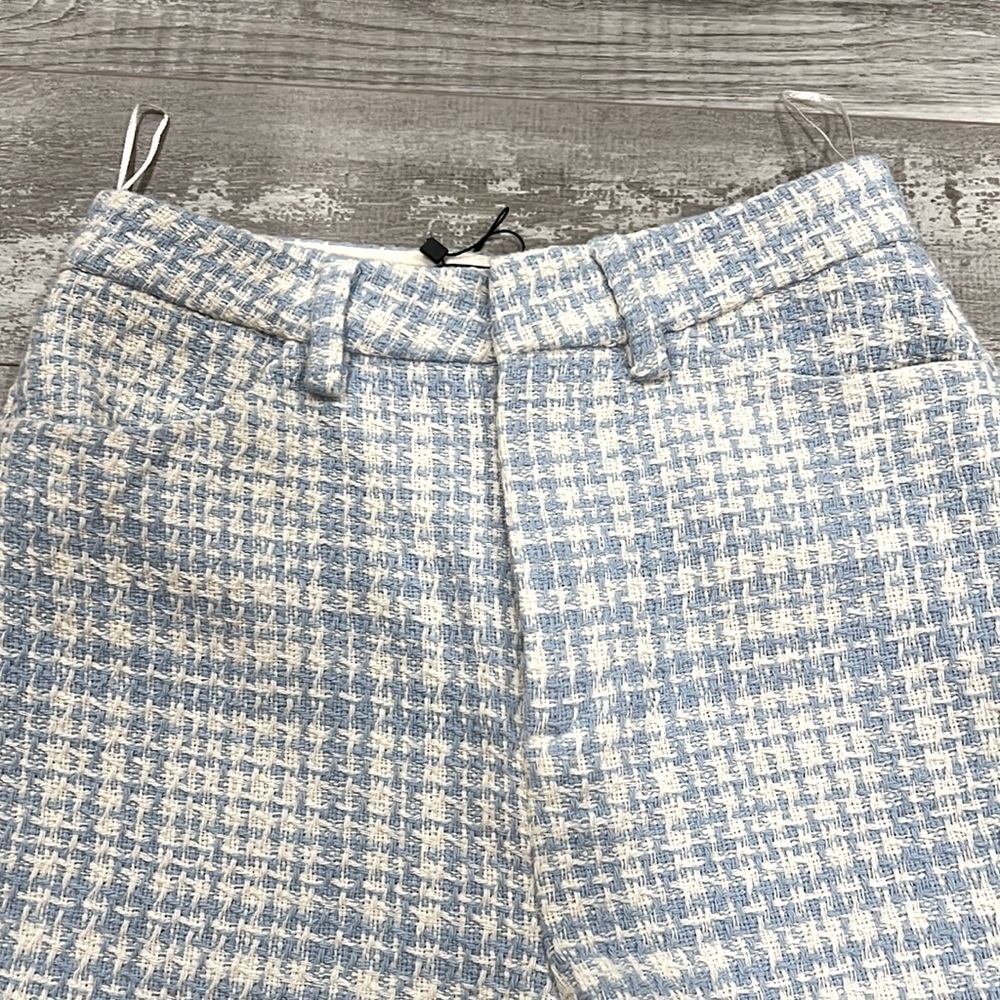 Zara Structured Shorts - Picture 9 of 13